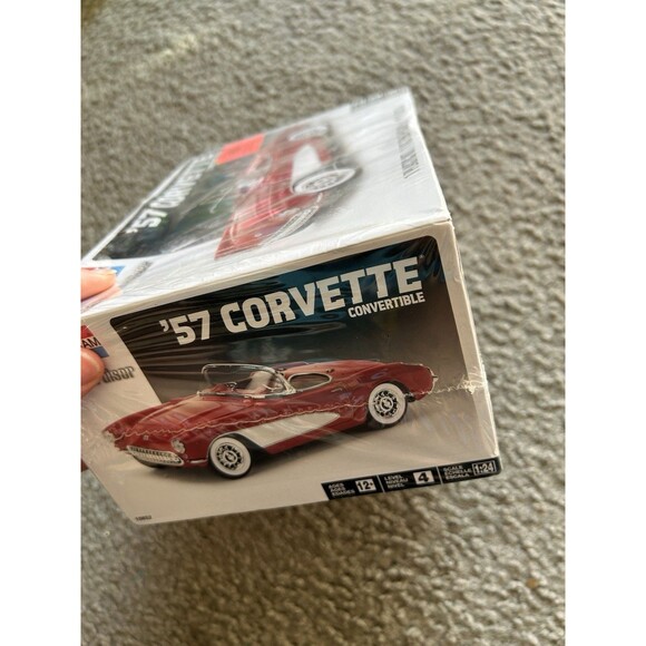 Monogram 1/24 Scale 57 Chevrolet Corvette Convertible Model Kit No. 10852 - Picture 2 of 5